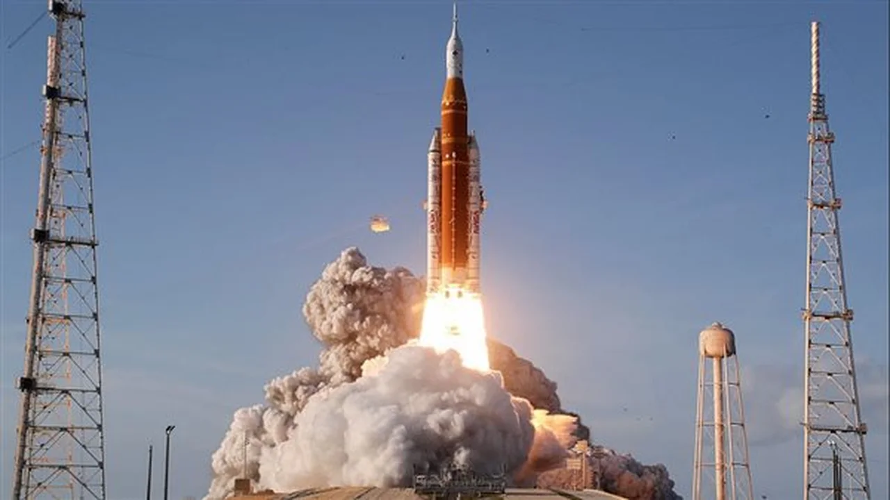 هبوط آمن.. رحلة أرتميس 2 تنهي أول مهمة مأهولة إلى القمر بنجاح